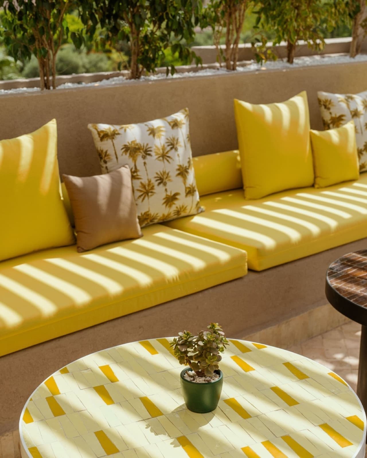 Zest Rooftop Bar